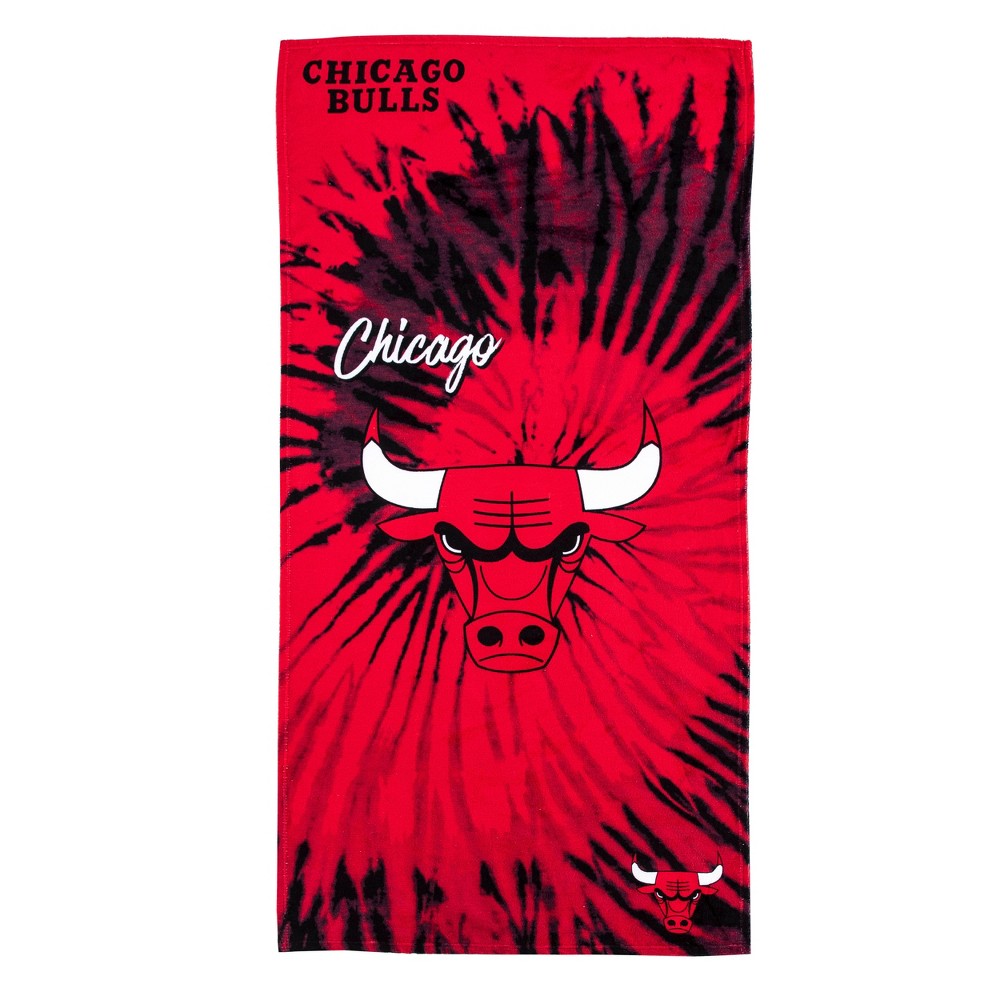 Chicago Bulls Psychedelic Beach Towel